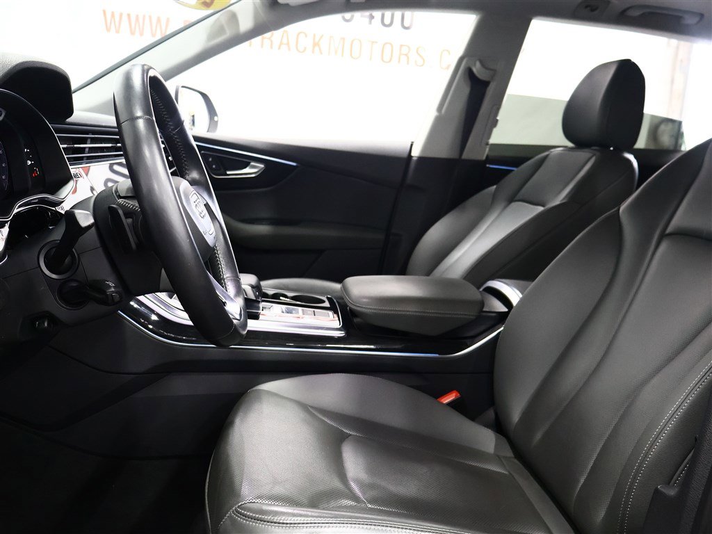 Used 2019 Audi Q8 Premium Plus w/ Premium Plus image 9