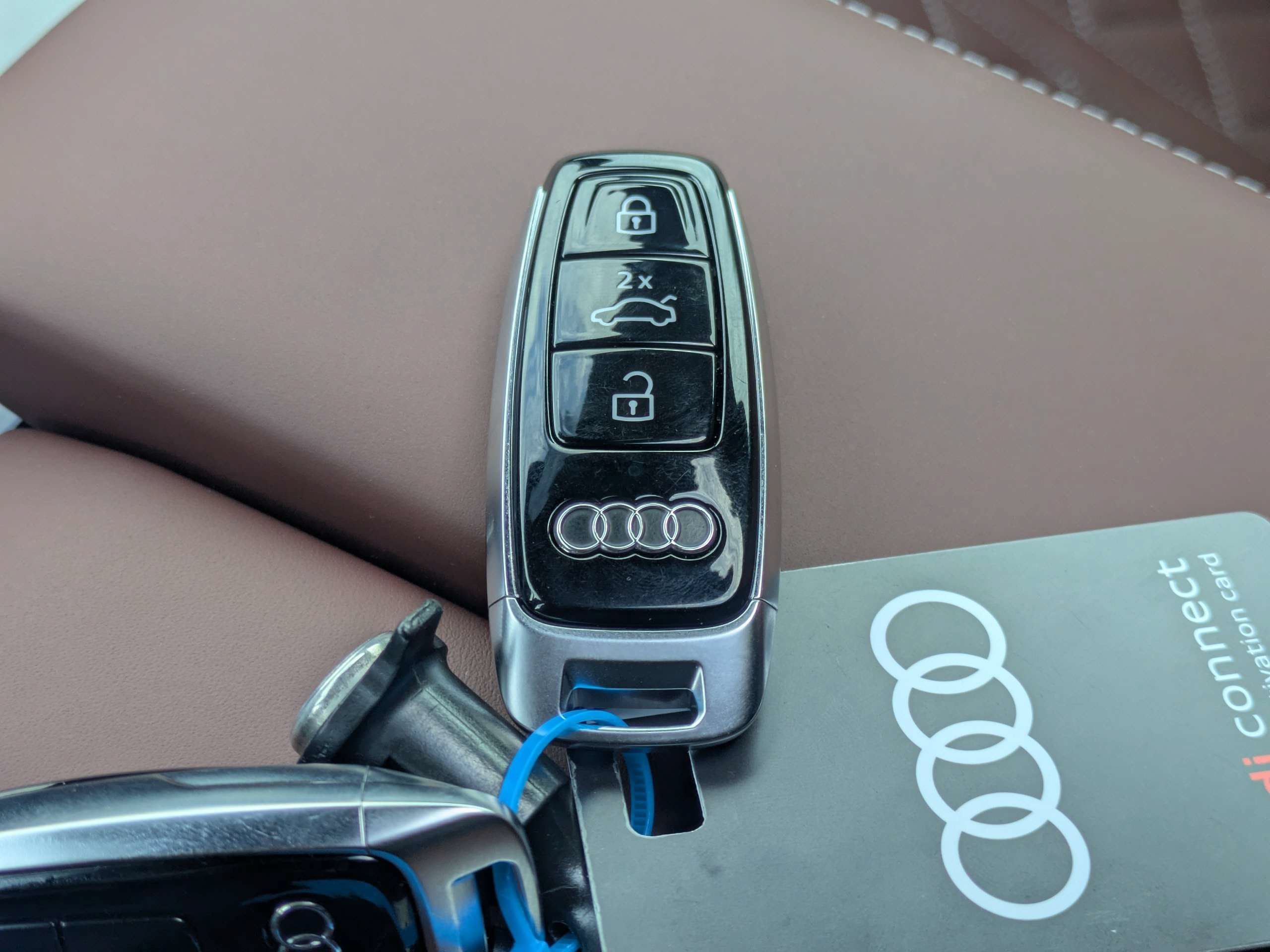 New 2026 Audi S8 AWD/4WD image 32