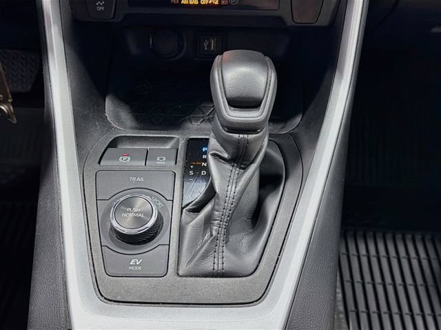 Certified 2023 Toyota RAV4 LE AWD/4WD image 14