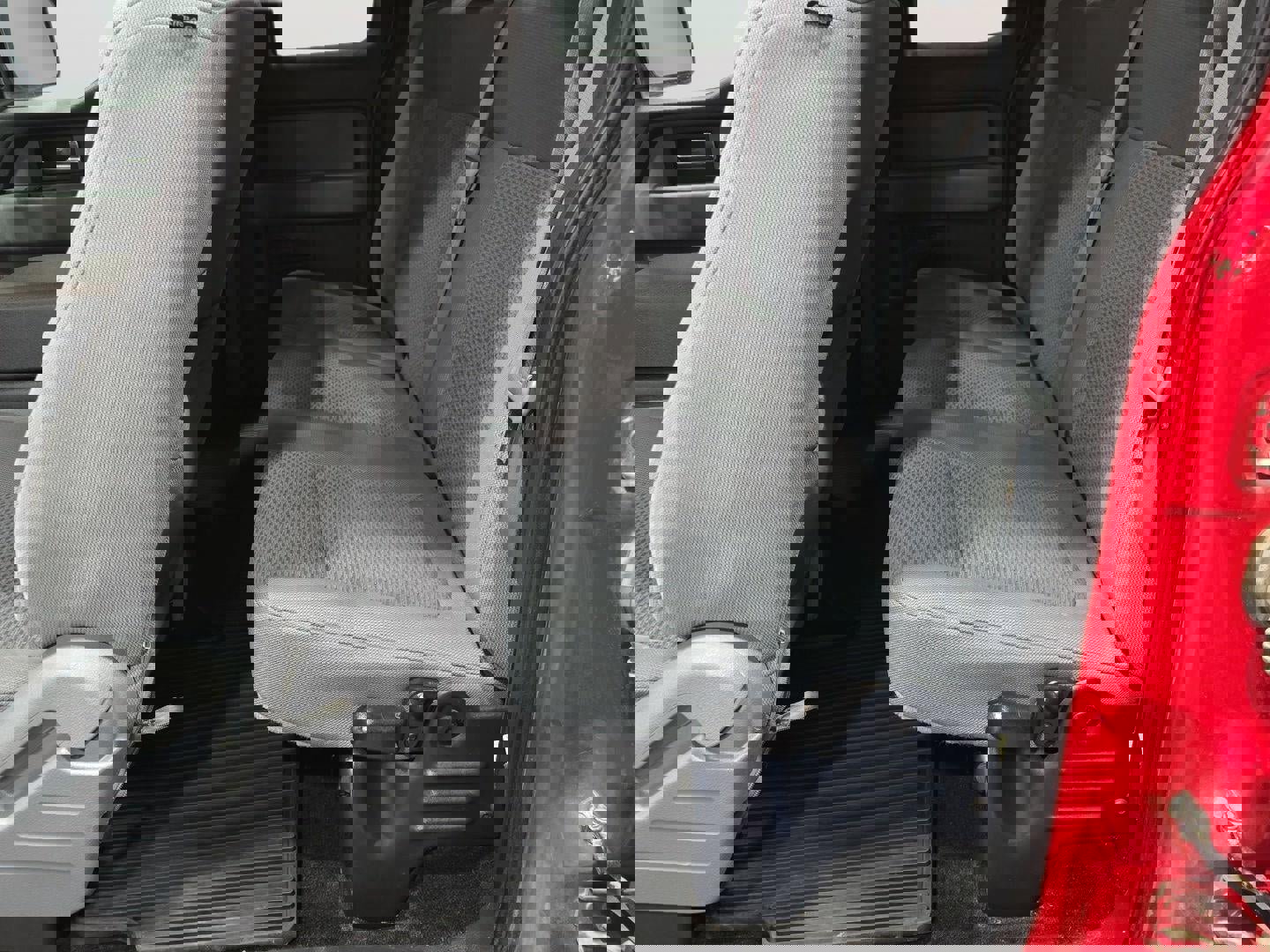 Used 2014 Ford F150 XLT w/ XLT Chrome Package image 17