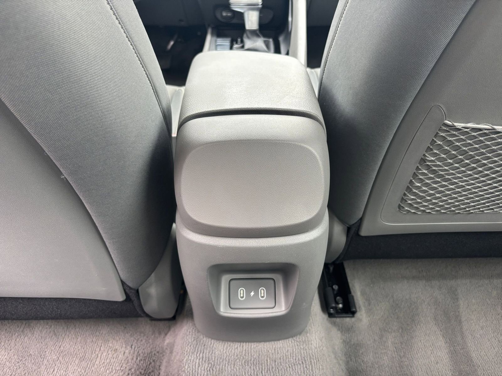 Used 2025 Hyundai Elantra SEL image 24