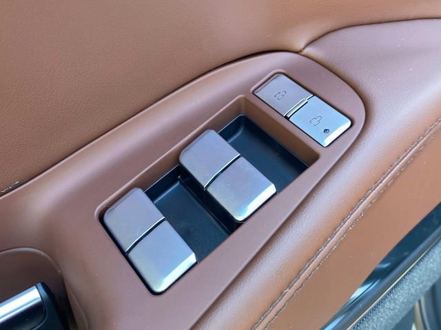 New 2026 Lincoln Navigator L Reserve AWD/4WD image 12