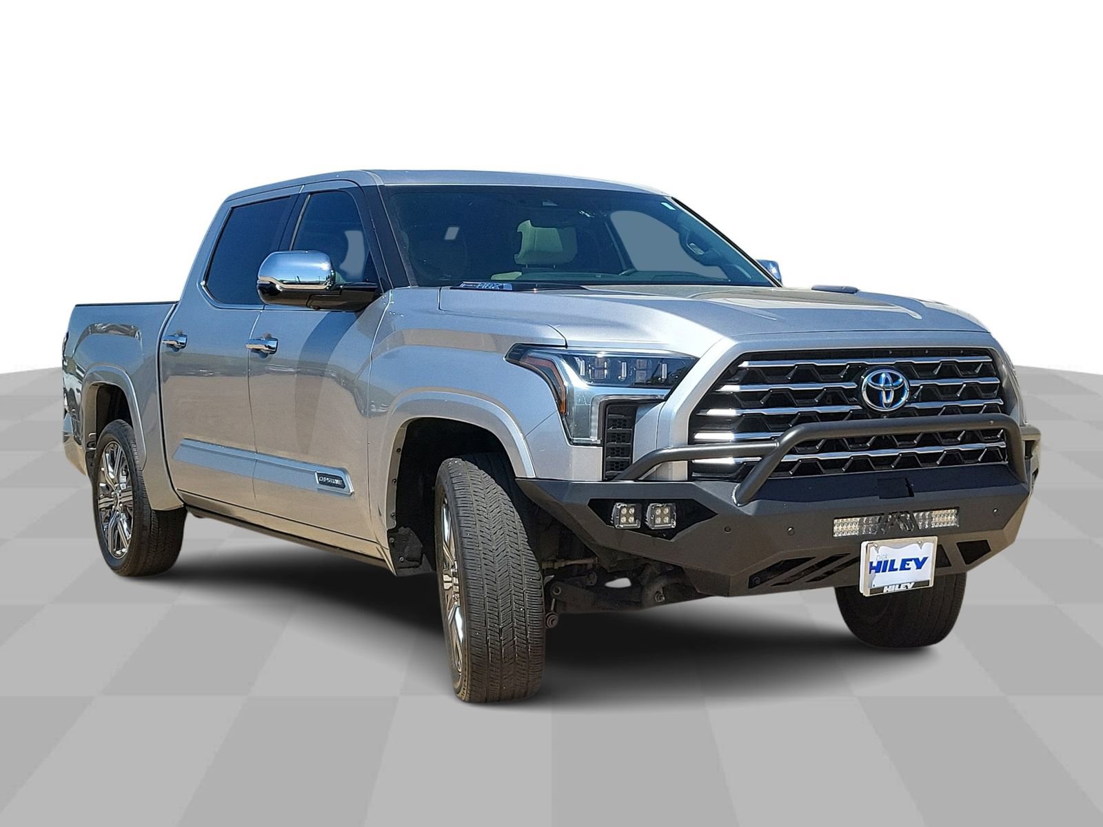 Used 2023 Toyota Tundra Capstone AWD/4WD image 2