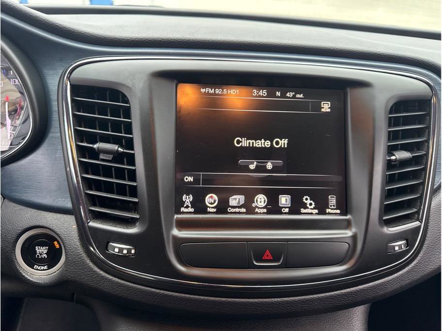 Used 2015 Chrysler 200 S w/ Navigation & Sound Group I image 22