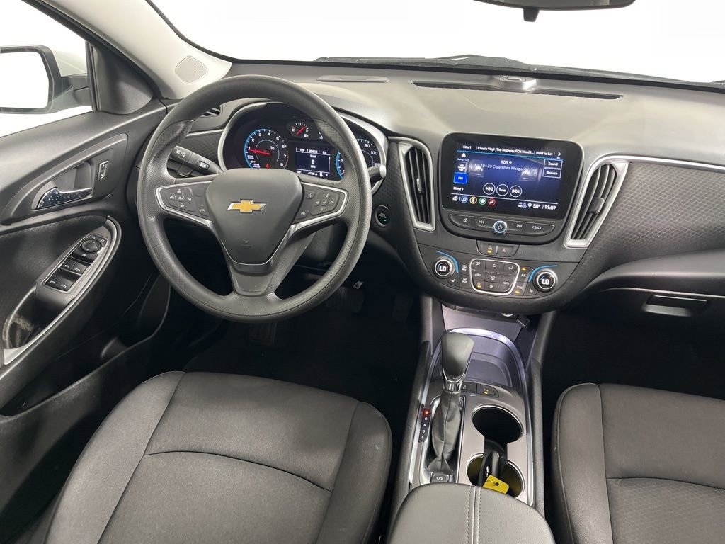 Used 2024 Chevrolet Malibu LT image 5