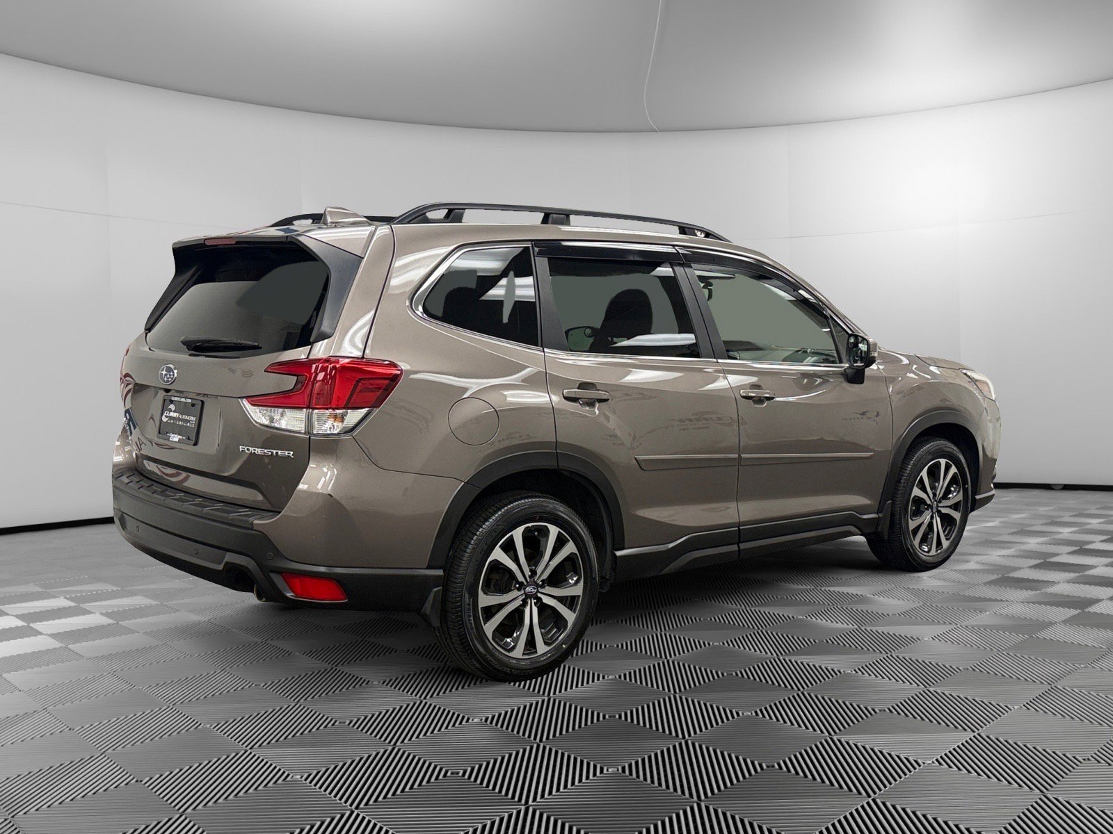 Certified 2022 Subaru Forester Limited image 5