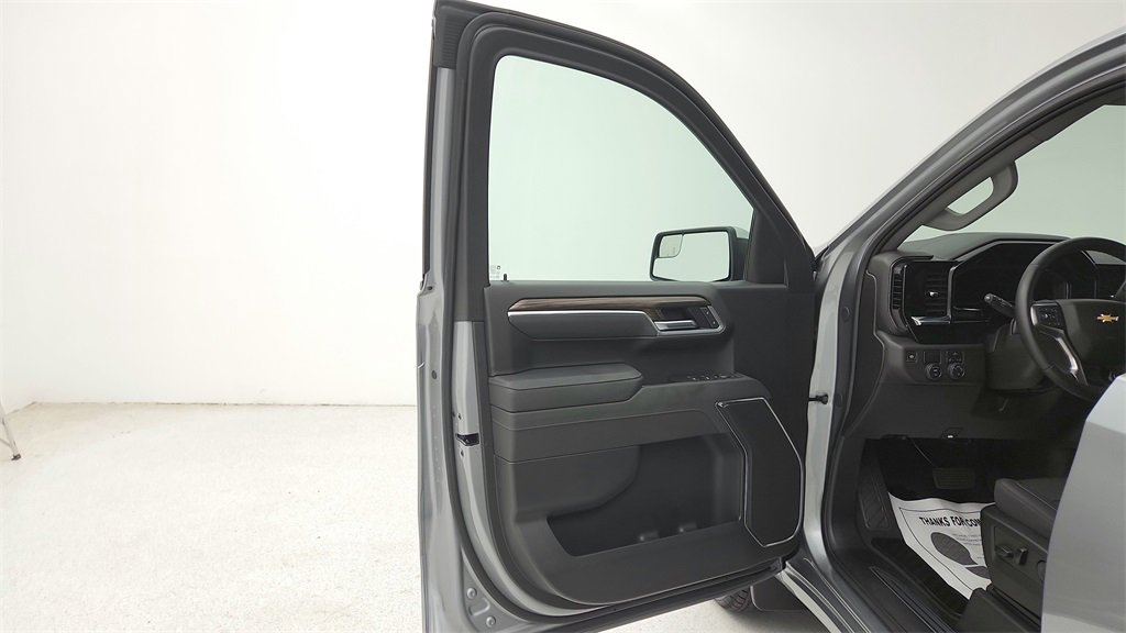 Certified 2025 Chevrolet Silverado 1500 LT image 24