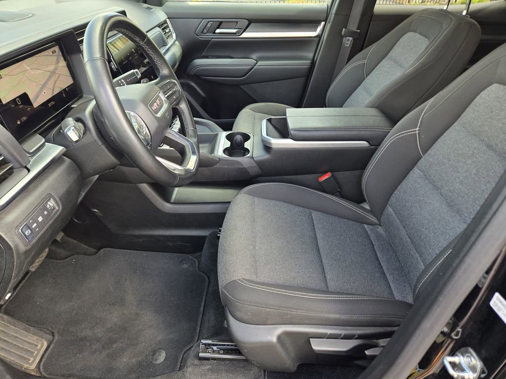 Used 2025 GMC Terrain Elevation FWD image 16