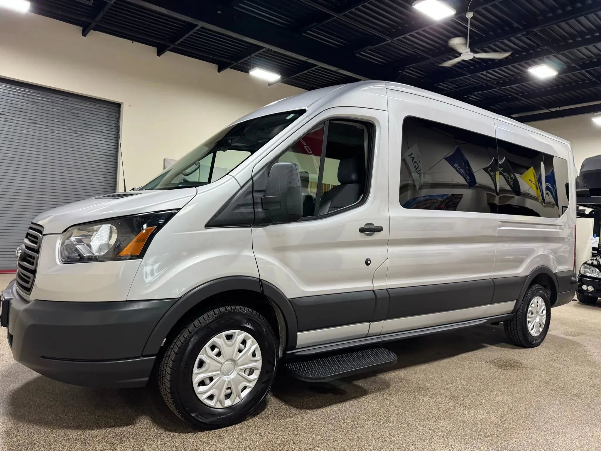 Used 2015 Ford Transit 250 148 Medium Roof RWD image 11