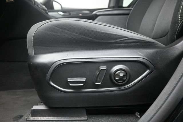 Used 2022 Jeep Grand Cherokee L Laredo w/ Luxury Tech Group I AWD/4WD image 15