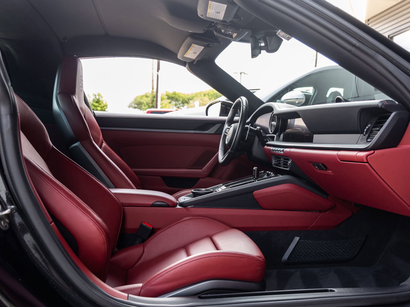 Certified 2024 Porsche 911 Targa 4S image 40