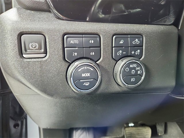 Used 2023 Chevrolet Silverado 1500 High Country image 28