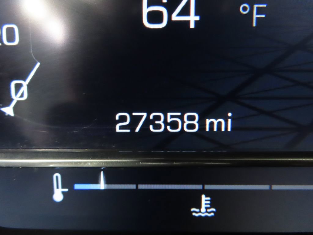 Used 2023 GMC Sierra 1500 SLE w/ Preferred Package image 9