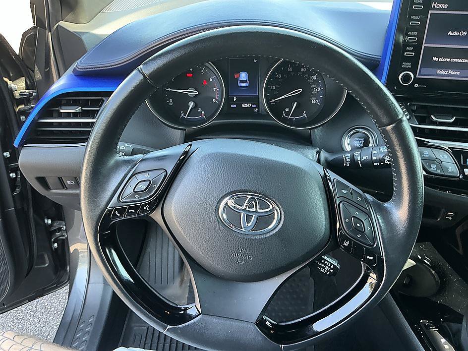 Used 2021 Toyota C-HR XLE FWD image 14