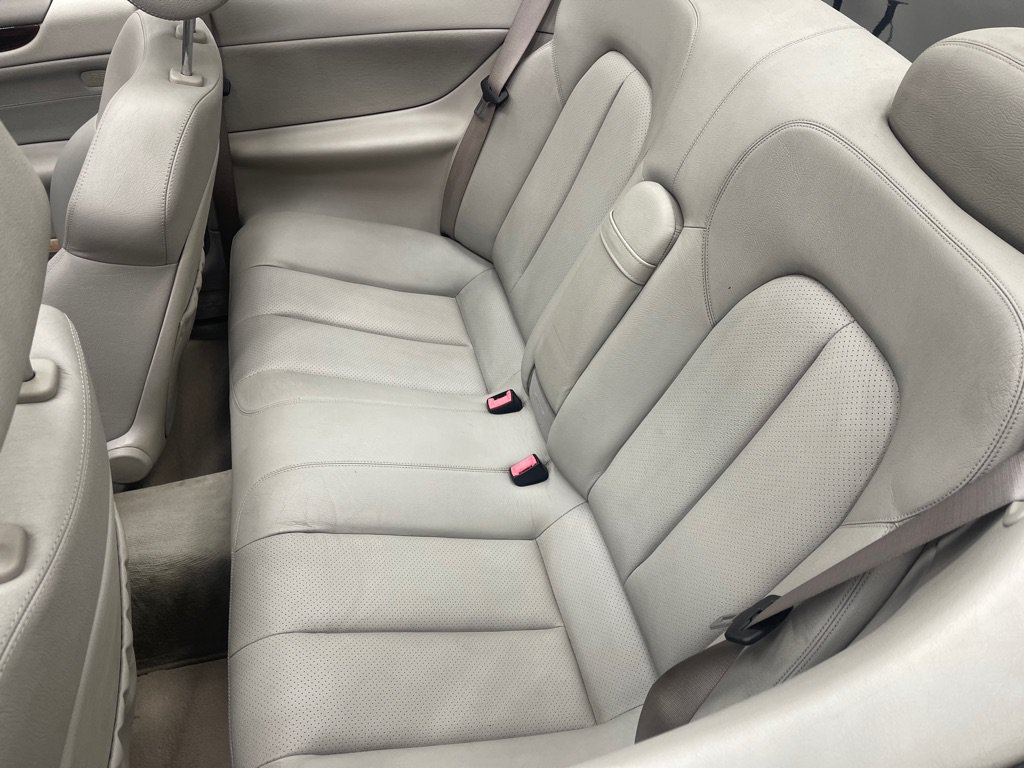 Used 2002 Mercedes-Benz CLK 320 Cabriolet image 19