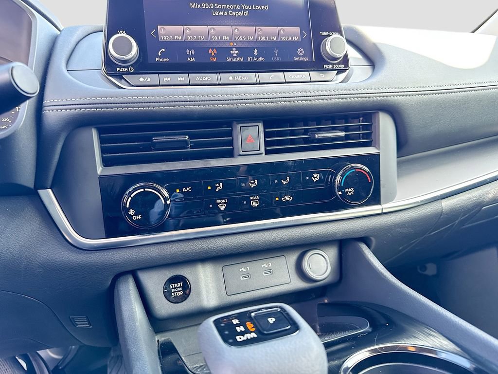 Used 2025 Nissan Rogue S image 25