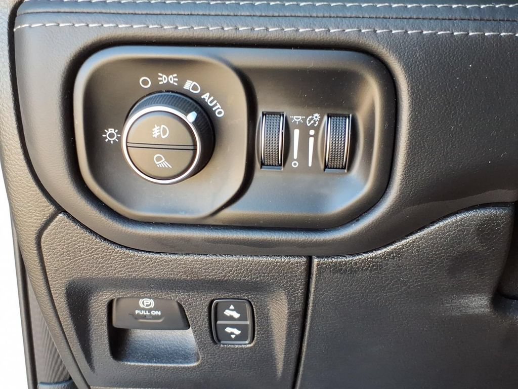 Used 2021 RAM 1500 TRX w/ TRX Level 2 Equipment Group AWD/4WD image 21