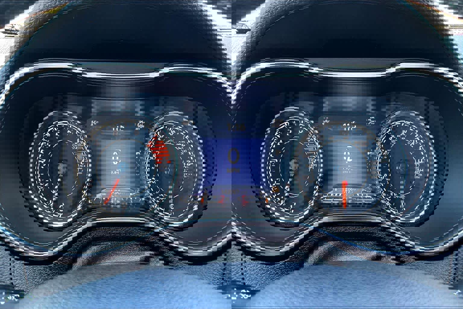 Used 2019 Jeep Cherokee Trailhawk AWD/4WD image 26