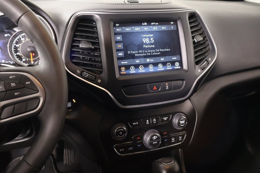 Used 2022 Jeep Cherokee Latitude Lux image 5