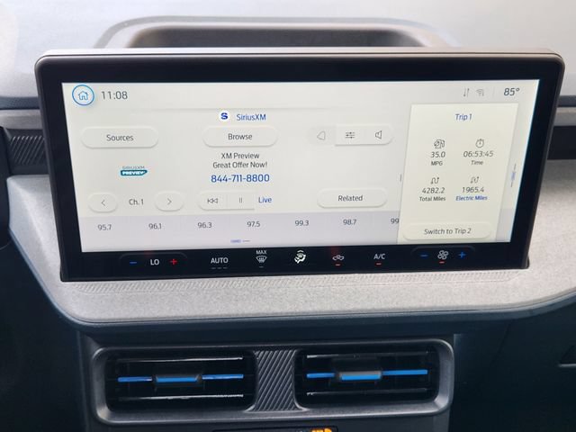 Used 2025 Ford Maverick XLT FWD image 5