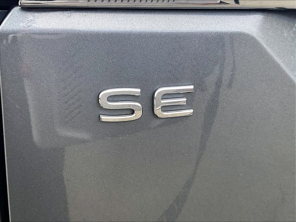 Used 2025 Volkswagen Atlas SE AWD/4WD image 28
