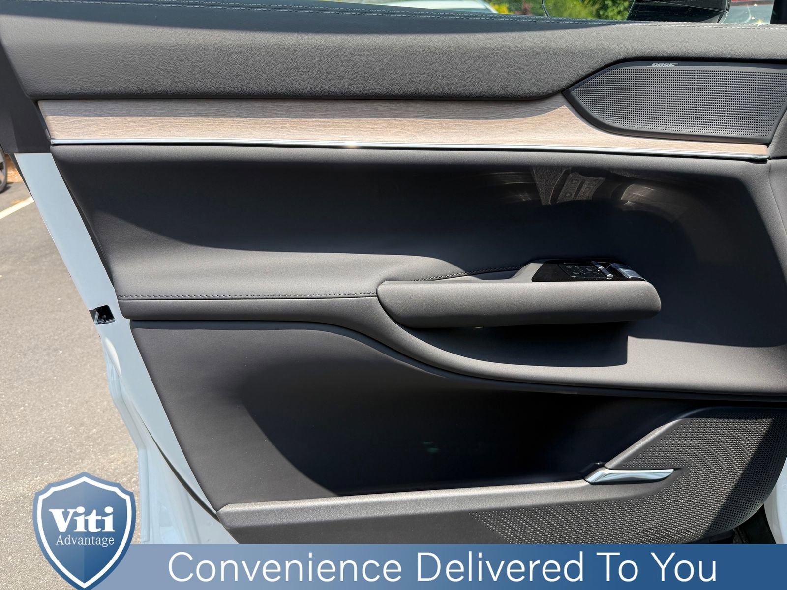 New 2025 Volvo EX90 Plus image 11