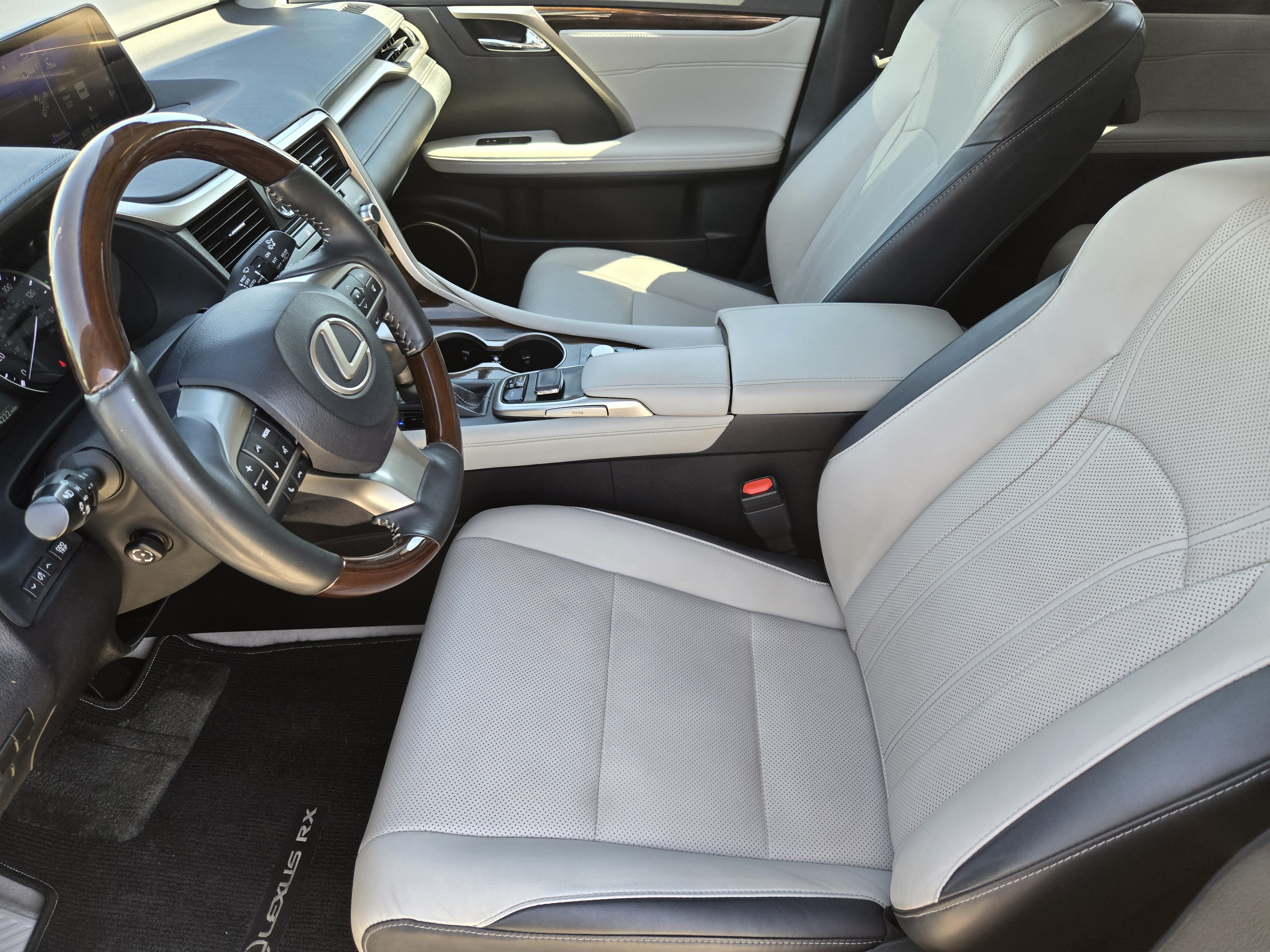 Used 2019 Lexus RX 350 FWD w/ Navigation Package image 13