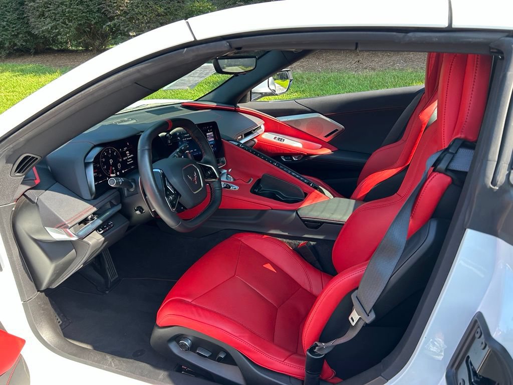 Used 2024 Chevrolet Corvette Stingray Preferred Conv w/ Z51 Performance Package RWD image 45