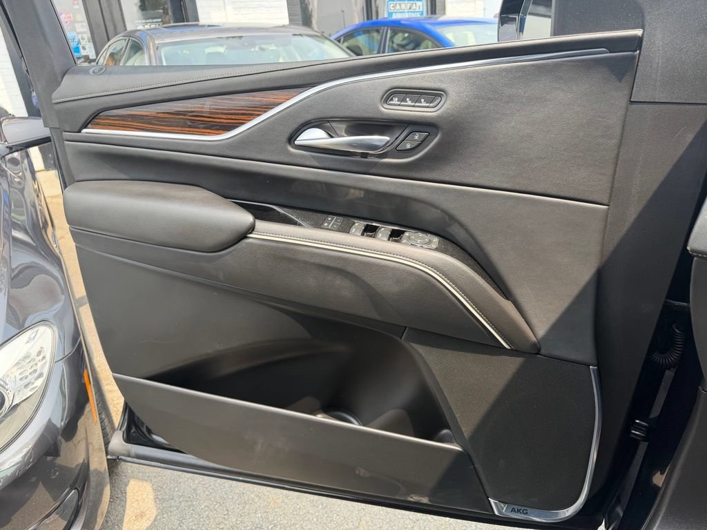 Used 2021 Cadillac Escalade Premium Luxury w/ Driver Assist Tech Package AWD/4WD image 35