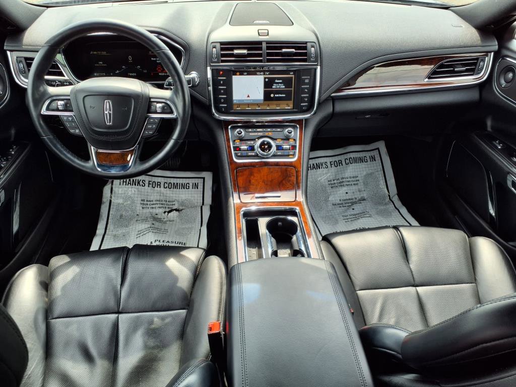 Used 2017 Lincoln Continental Reserve w/ Technology Package image 12