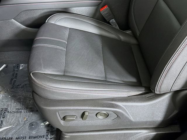 Used 2024 Chevrolet Suburban RST w/ Luxury Package image 22