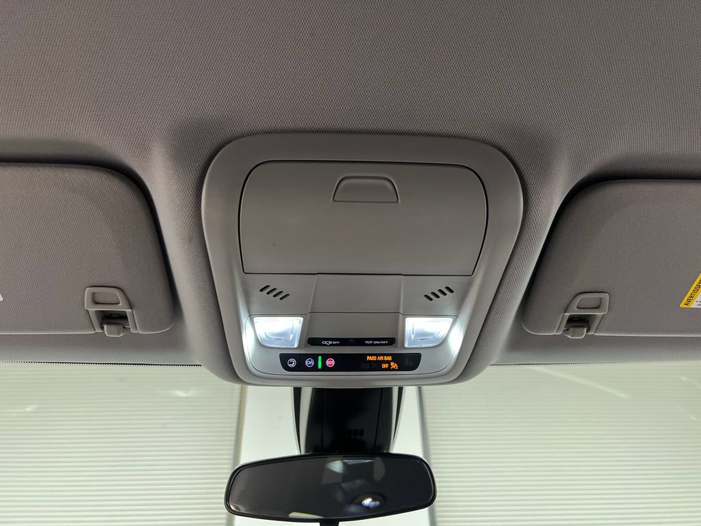 Used 2025 Chevrolet Blazer LT FWD image 65