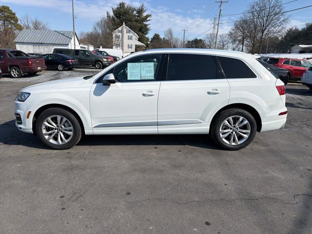 Used 2017 Audi Q7 3.0T Premium Plus image 2