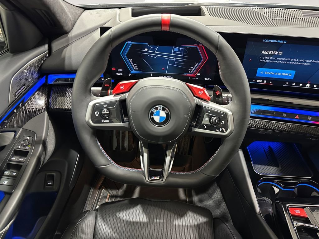 Used 2025 BMW M5 Touring image 10