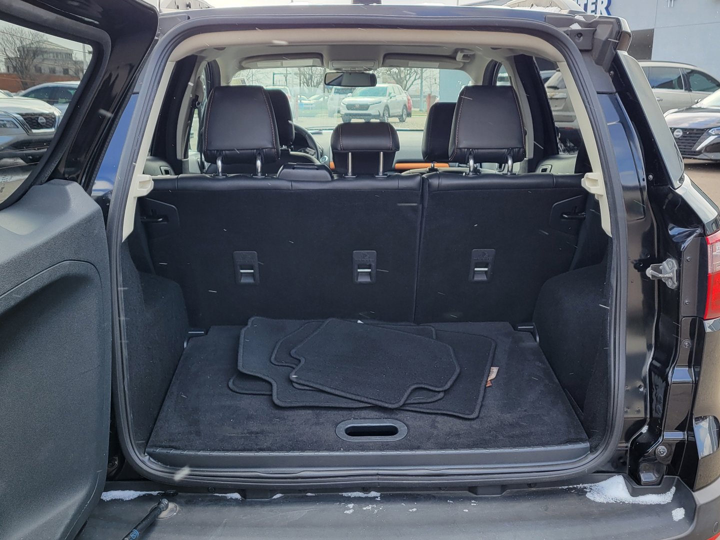 Used 2018 Ford EcoSport SES w/ SES Cold Weather Package image 8