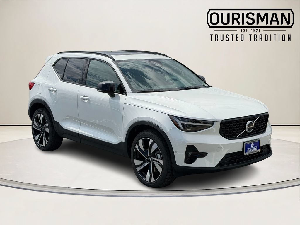 New 2026 Volvo XC40 B5 Plus w/ Climate Package AWD/4WD image 1