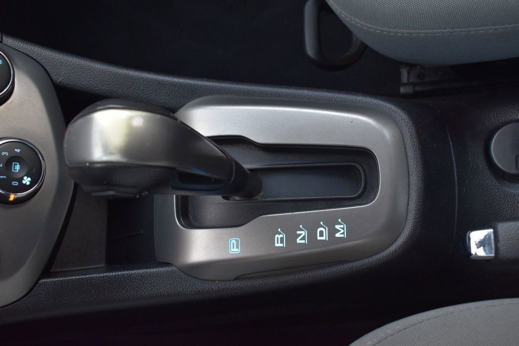 Used 2016 Chevrolet Sonic LS image 30