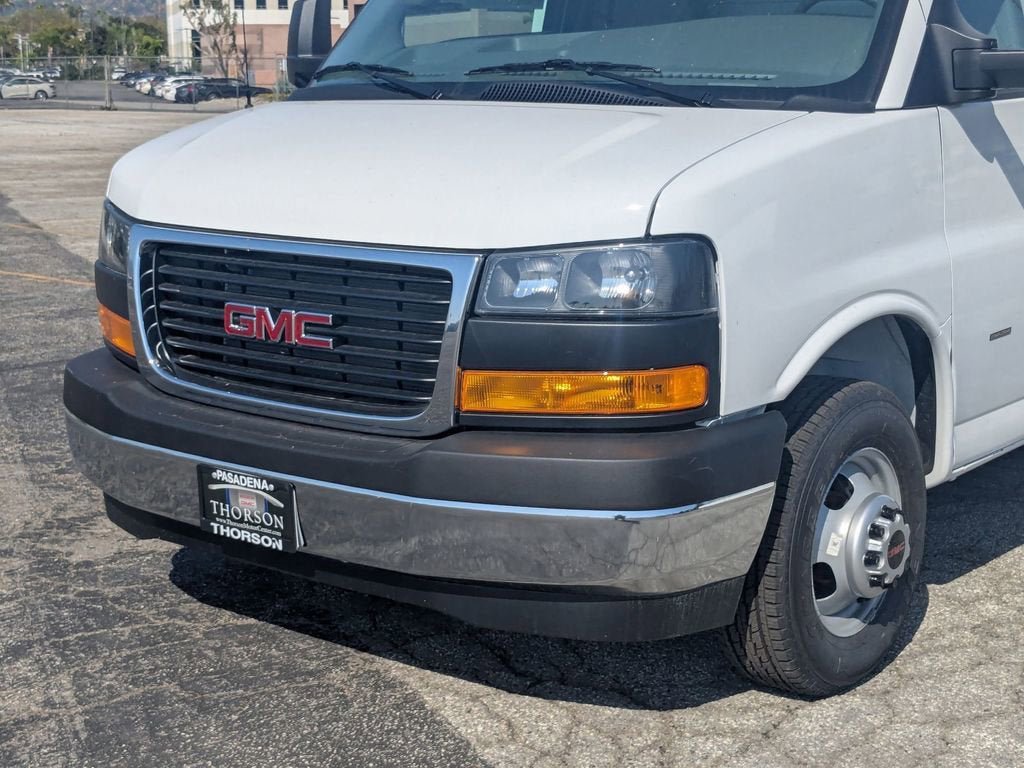 New 2026 GMC Savana 3500 w/ Power Convenience Package RWD image 20