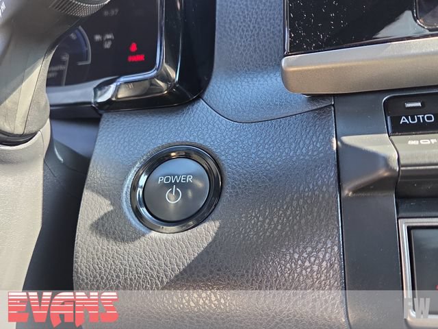 Certified 2025 Toyota Camry SE FWD image 6