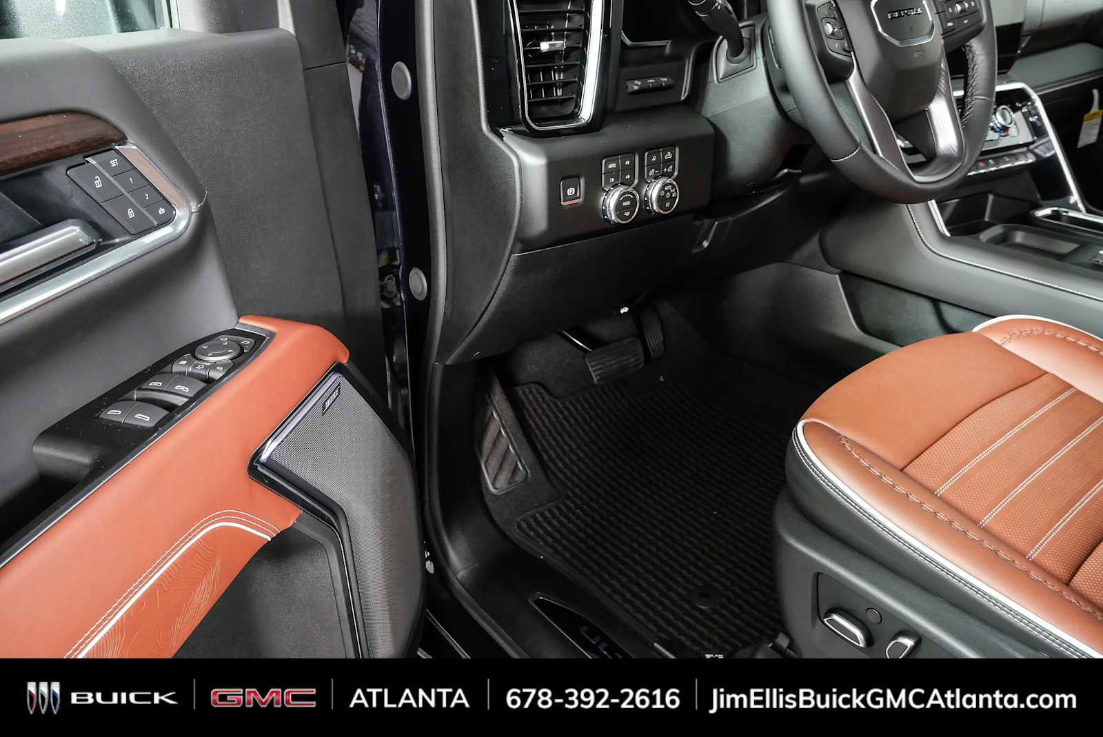 New 2026 GMC Sierra 2500 Denali Ultimate AWD/4WD image 8