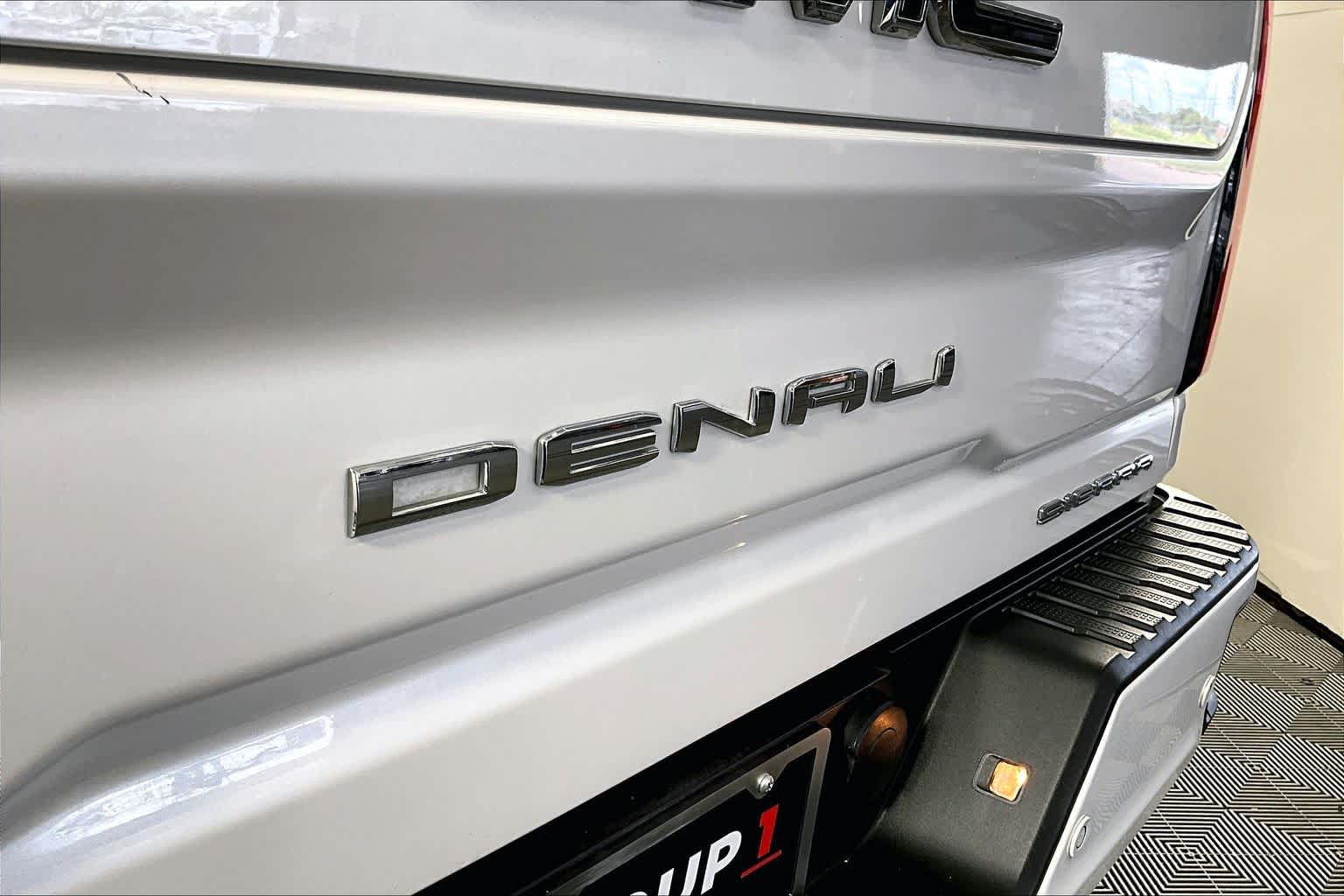 Certified 2024 GMC Sierra 3500 Denali Ultimate AWD/4WD image 10