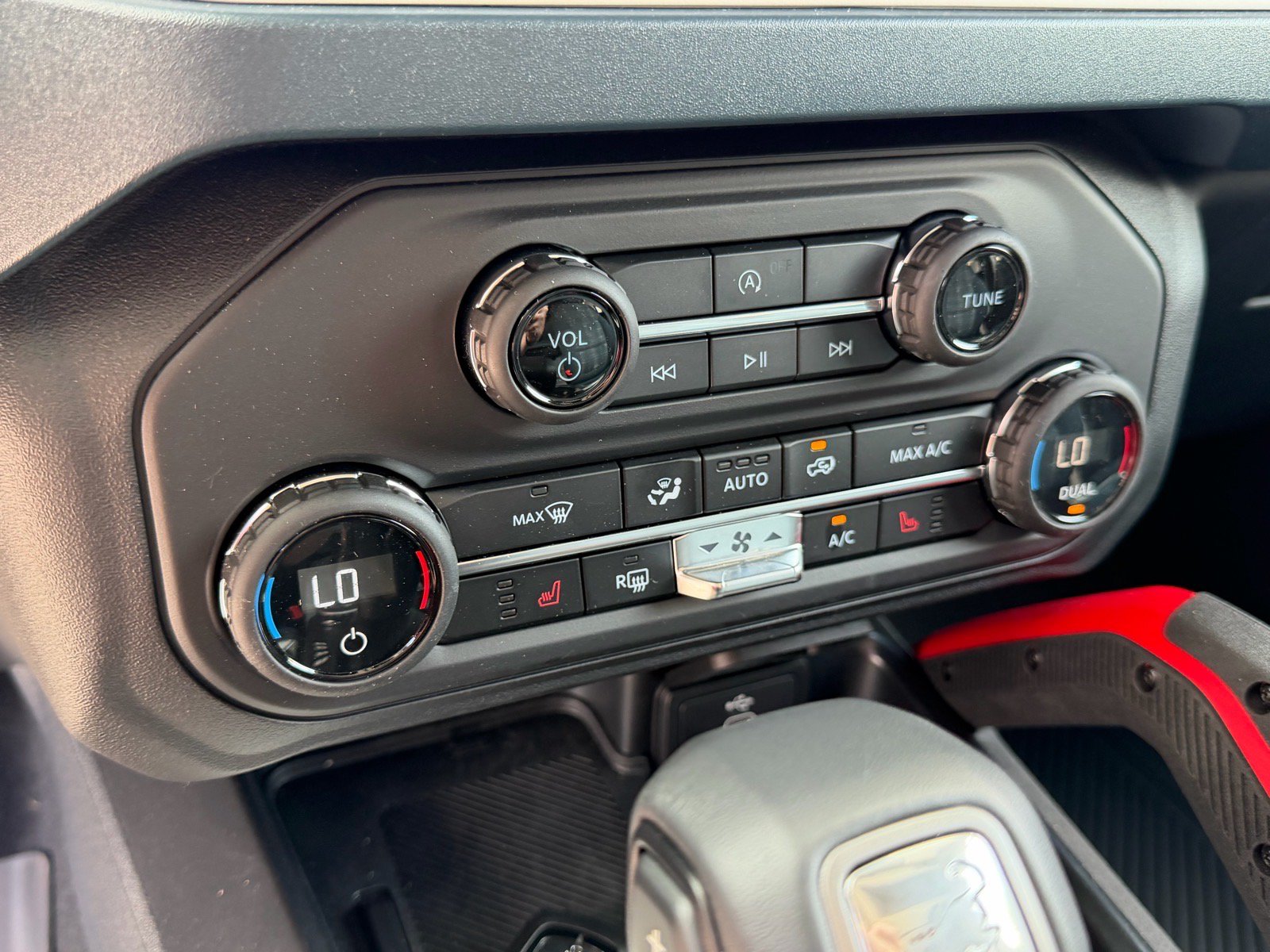 Used 2026 Ford Bronco Heritage Edition AWD/4WD image 26