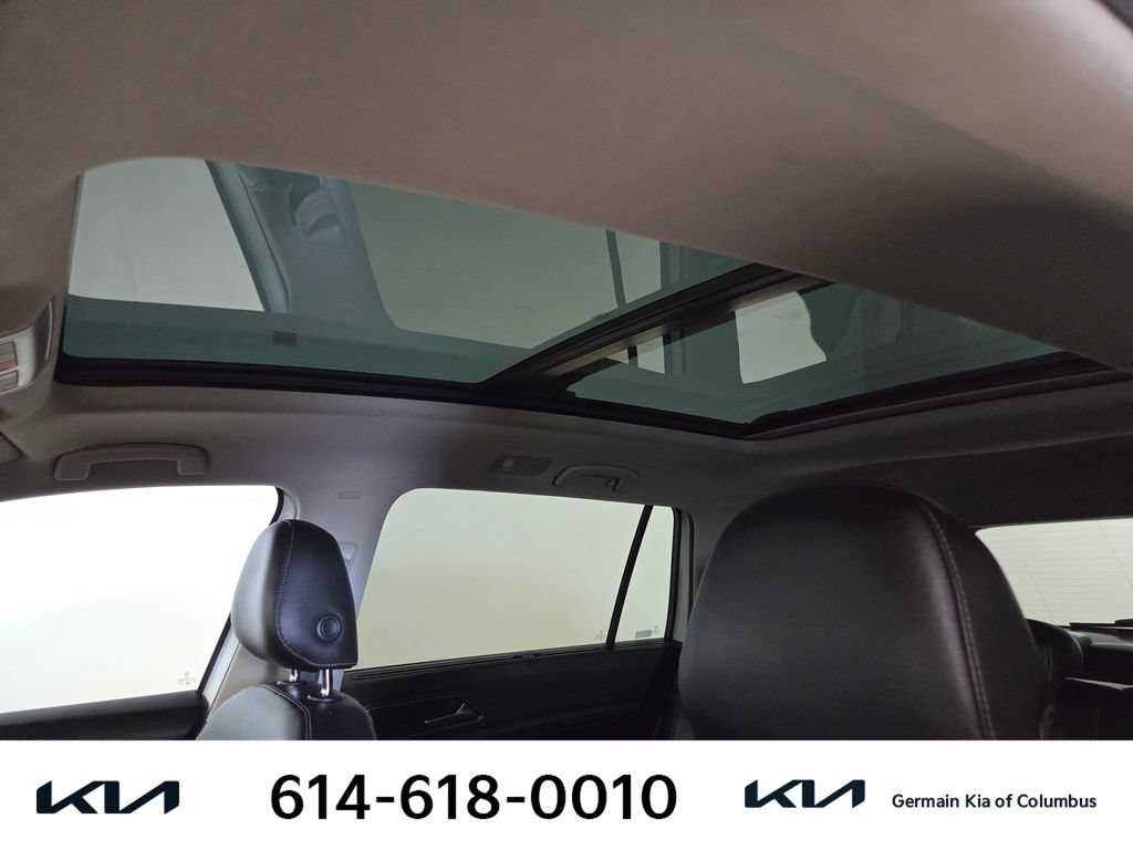 Used 2018 Volkswagen Atlas SEL AWD/4WD image 32