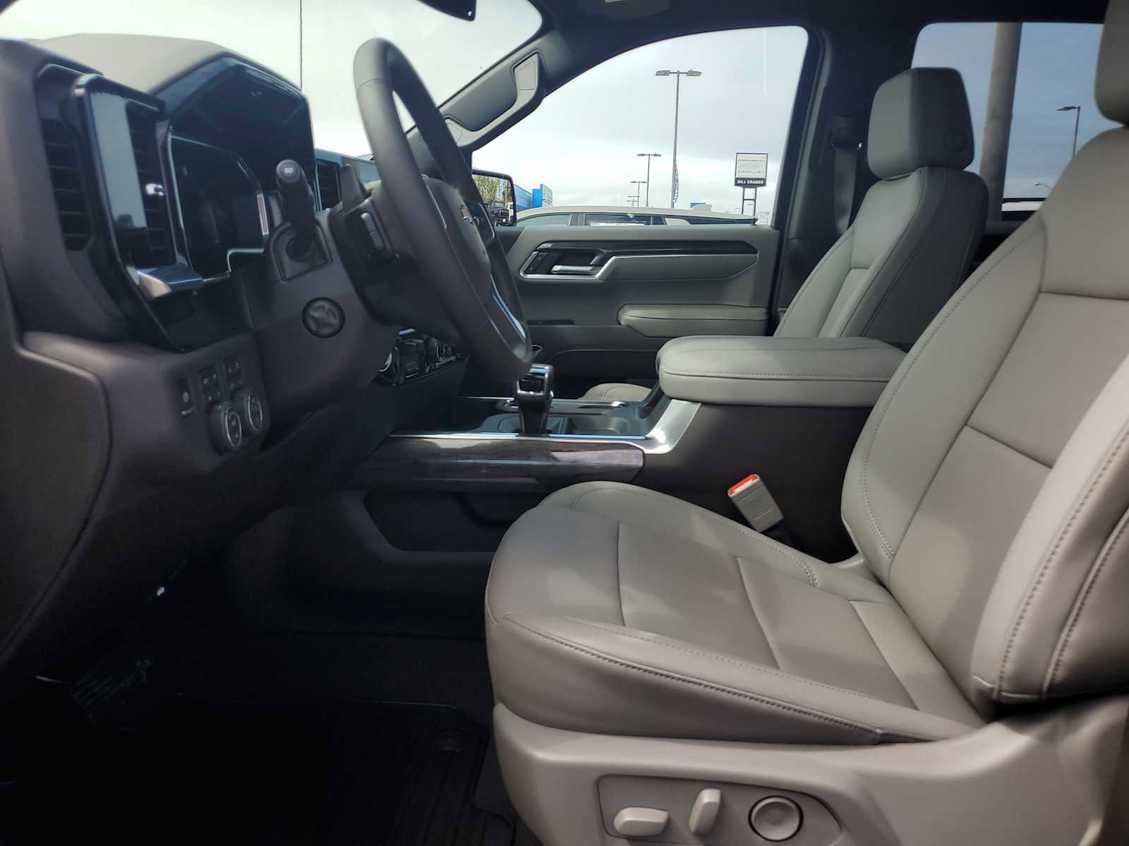 New 2026 Chevrolet Silverado 1500 LTZ w/ Z71 Off-Road Package image 14