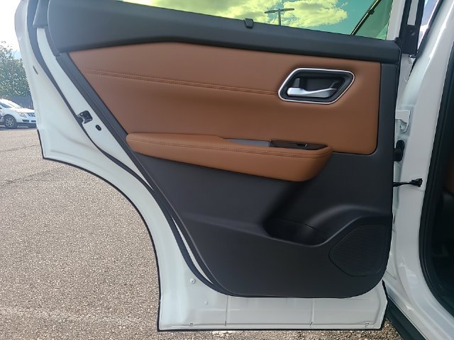 New 2026 Nissan Rogue Platinum AWD/4WD image 23