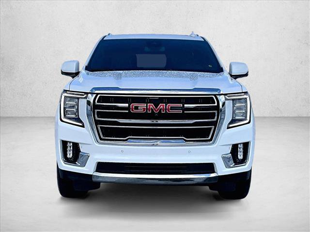 Used 2023 GMC Yukon SLT w/ SLT Premium Package image 3