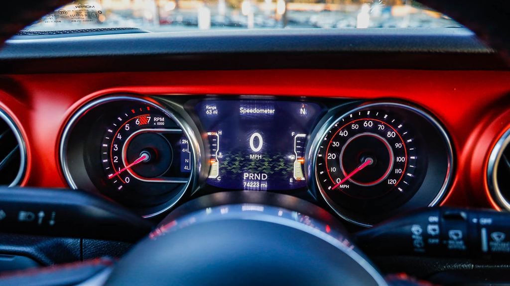 Used 2019 Jeep Wrangler Rubicon image 24