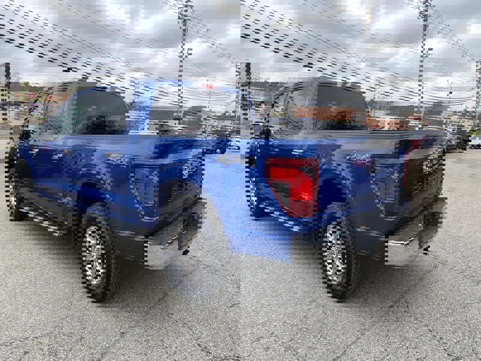 Used 2025 Ford F150 XLT w/ Equipment Group 301A Standard AWD/4WD image 6