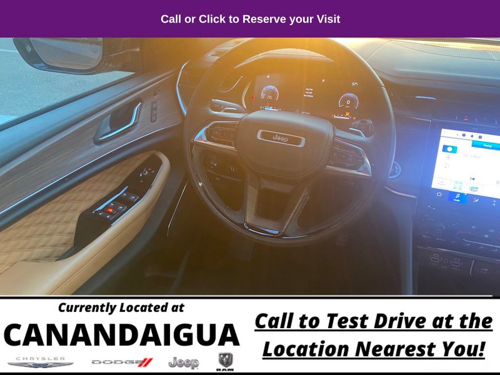 Used 2022 Jeep Grand Cherokee Summit AWD/4WD image 19