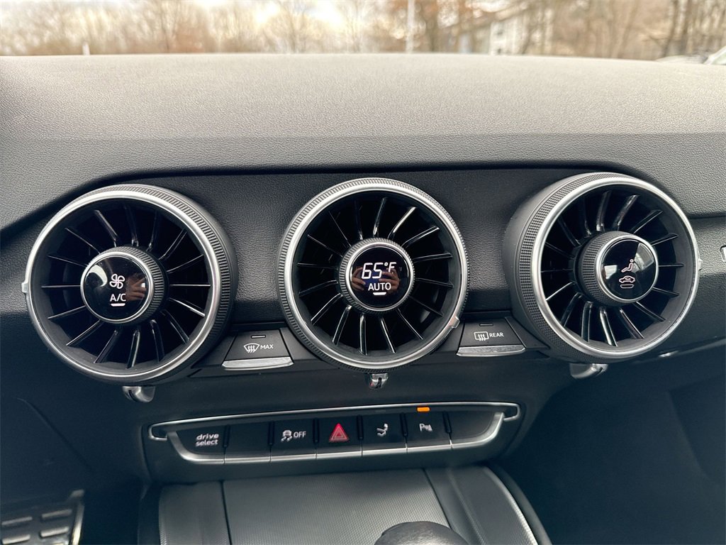 Used 2017 Audi TT 2.0T w/ Technology Package image 16